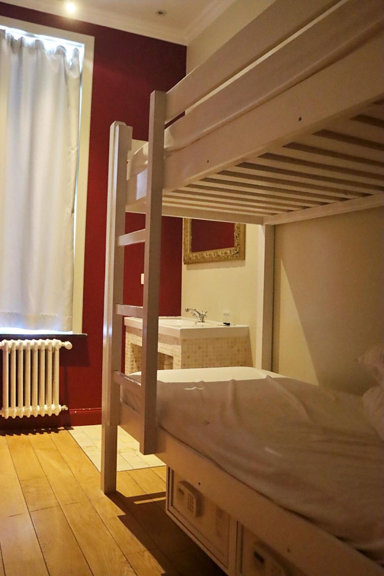 Hostel Lybeer Private Rooms Just For Two! Brugge Dış mekan fotoğraf